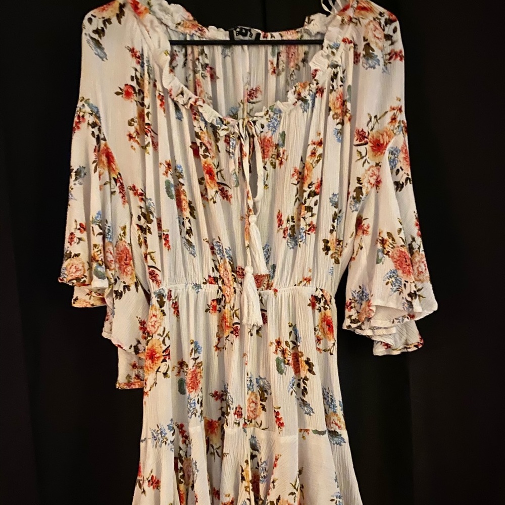 Floral Romper (NWOT)